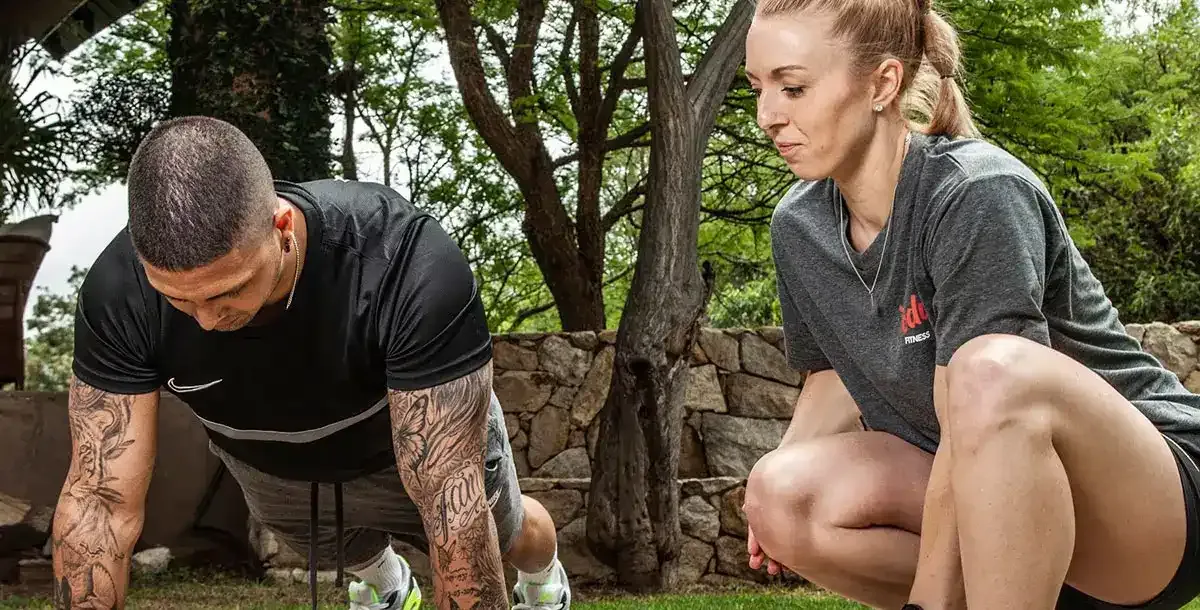 Personal Trainers in Johannesburg, Pretoria and Cape Town - BUILD MUSCLE AND BOOST YOUR GLUTES WITH THIS NO-SQUAT WORKOUT!